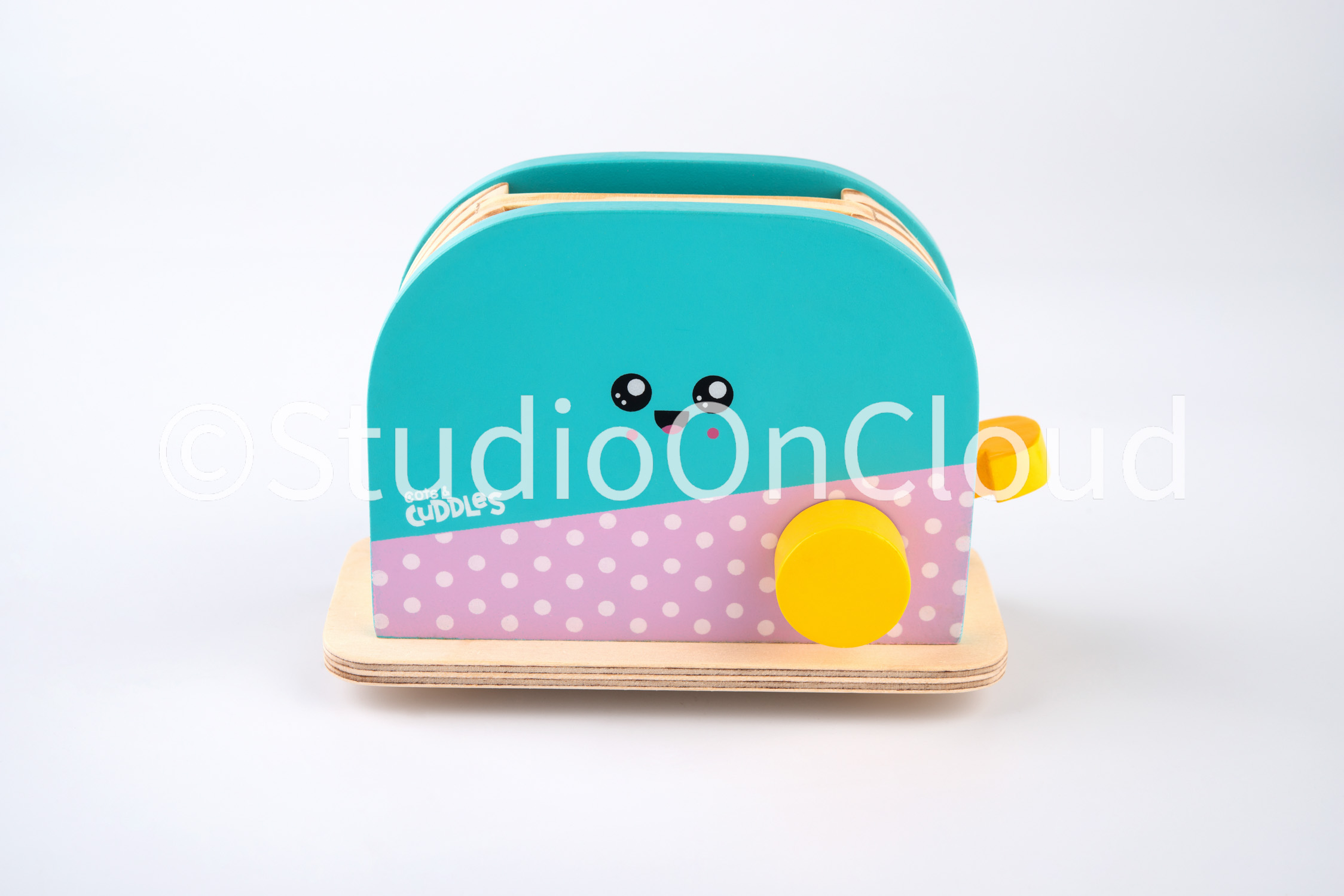 cots-cuddles-studiooncloud